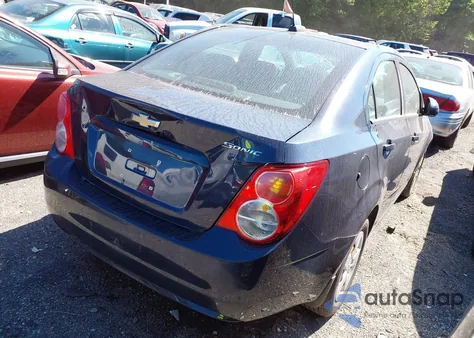 2016 Chevrolet Sonic Ls Auto z USA, uszkodzony, nr VIN 1G1JA5SG7G4120480